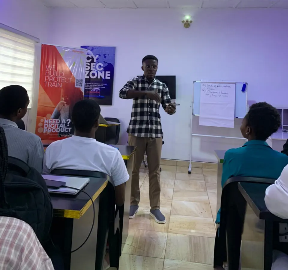 An instructor teaching a live Cybersecurity Zone class